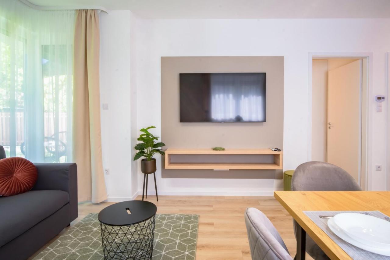 Myflat Batthyany Premium Residence Шіофок Екстер'єр фото