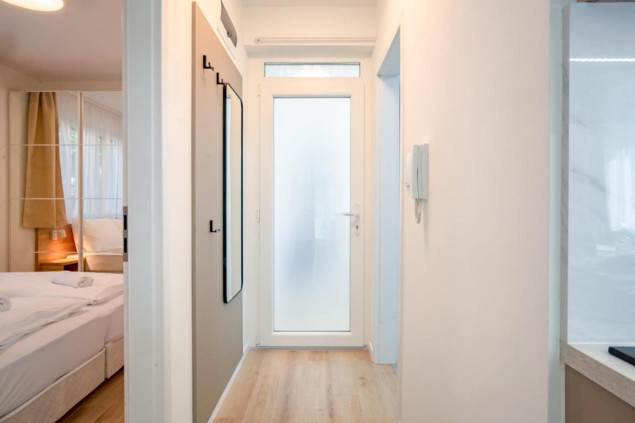 Myflat Batthyany Premium Residence Шіофок Екстер'єр фото
